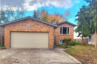 Raised Ranch-Style House for Rent, 2225 Longfellow, Windsor, ON