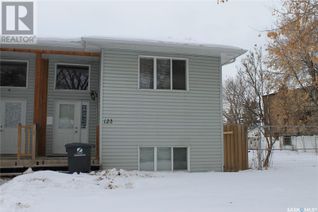 Semi-Detached House for Sale, 123 T Avenue S, Saskatoon, SK