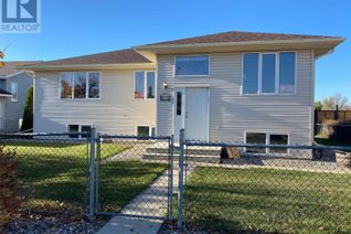 Detached House for Sale, 115 Carson Bay, Lampman, SK