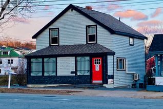Detached House for Sale, 170 Ochterloney Street, Dartmouth, NS