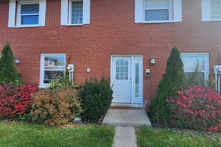 Condo Townhouse for Sale, 28 Orchard Place, Chatham, ON