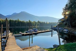 Property for Sale, 7126 Highway 3a #35, Balfour, BC