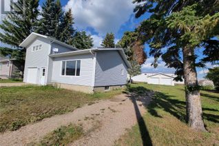 House for Sale, 4709 Leader Street E, Macklin, SK
