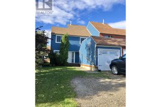 Duplex for Sale, 9004 112 Avenue, Fort St. John, BC