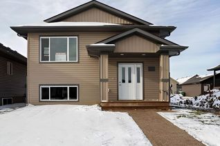 Detached House for Sale, 4418 74 St, Camrose, AB