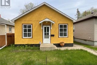 House for Sale, 712 F Avenue N, Saskatoon, SK