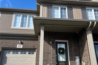 Freehold Townhouse for Sale, 37 Lymburner Street, Fonthill, ON
