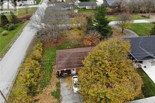 Bungalow for Sale, 537 Stauffer Street, Lucknow, ON