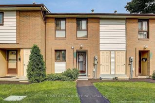 Townhouse for Sale, 141 Fleetwood Cres #141, Brampton, ON