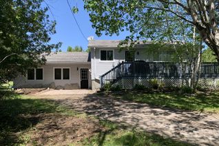 Bungalow for Rent, 18 Mackenzie Pl, Kawartha Lakes, ON Bungalow for Rent, 18 Mackenzie Pl, Kawartha Lakes, ON