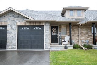 Freehold Townhouse for Sale, 43 Hillside Meadow Dr, Quinte West, ON