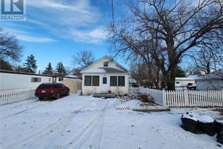 Detached House for Sale, 317 3rd Street, Chaplin, SK