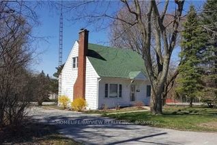 Detached House for Sale, 66 Roxborough Rd, Newmarket, ON