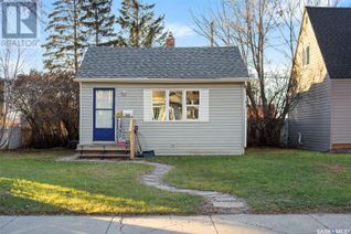 Detached House for Sale, 1435 1st Avenue N, Saskatoon, SK