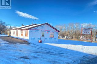 Commercial/Retail Property for Sale, 2 Pacific Avenue, Maple Creek, SK