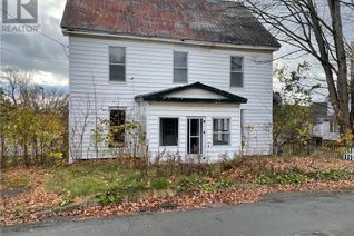 Detached House for Sale, 117 Prince Albert Street, Woodstock, NB