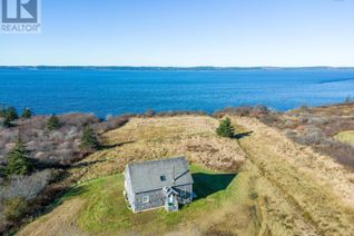 Detached House for Sale, 885 Fort Point Road, Ashmore, NS