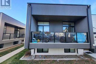 Townhouse for Sale, 35 Aquitania Circle W #902, Lethbridge, AB Townhouse for Sale, 35 Aquitania Circle W #902, Lethbridge, AB