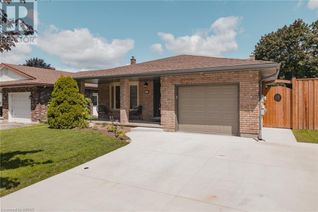 House for Sale, 182 Foxhunt Road, Waterloo, ON