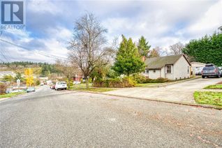 Detached House for Sale, 809 Intervale Ave, Esquimalt, BC