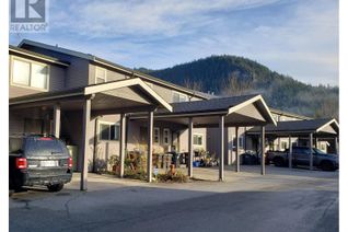 Townhouse for Sale, 41450 Government Road #7, Squamish, BC Townhouse for Sale, 41450 Government Road #7, Squamish, BC
