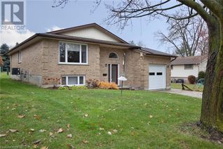 House for Sale, 172 Toronto Street, Mitchell, ON