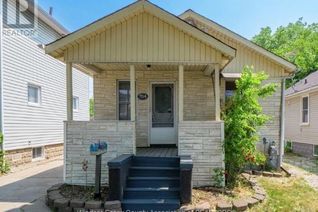 Bungalow for Rent, 704 Mckay, Windsor, ON