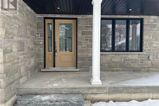 Townhouse for Sale, 130 Durham Road W, Durham, ON