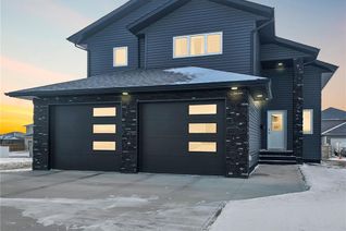 House for Sale, 526 Ridgedale Street, Swift Current, SK House for Sale, 526 Ridgedale Street, Swift Current, SK