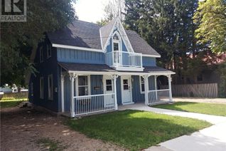 Semi-Detached House for Sale, 234 Elma Street E, Listowel, ON