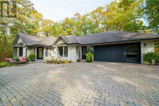 Detached House for Sale, 10206 Pinetree Drive, Grand Bend, ON