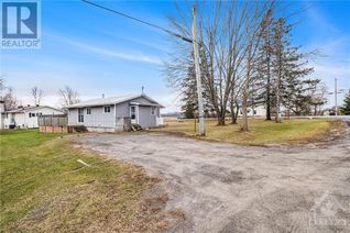House for Sale, 927 County Road 44 Road, Kemptville, ON