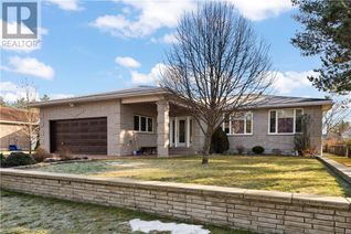 Bungalow for Sale, 30 Sandhill Drive, Barry's Bay, ON