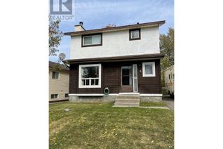 Detached House for Sale, 8 Merrick Place, Tumbler Ridge, BC