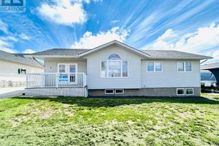 Detached House for Sale, 3 Byler Place, Oyen, AB