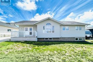 Bungalow for Sale, 3 Byler Place, Oyen, AB