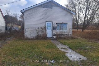 Detached House for Sale, 101 Bay St N, Leeds & the Thousand Island, ON