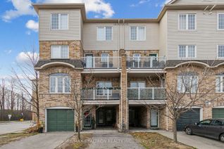 Condo Townhouse for Sale, 42 Pinery Tr #7, Toronto, ON