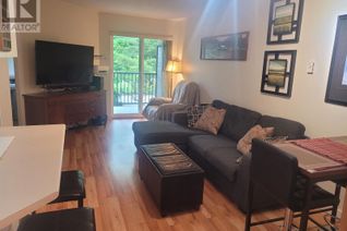 Condo Apartment for Sale, 40160 Willow Crescent #D210, Squamish, BC