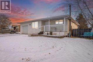 Bungalow for Sale, 110 Hilltop Crescent, Fort McMurray, AB