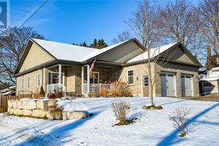 Detached House for Sale, 142 Isla Street, Markdale, ON