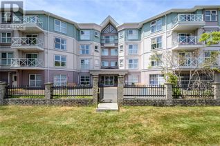 Condo Apartment for Sale, 1683 Balmoral Ave #412, Comox, BC
