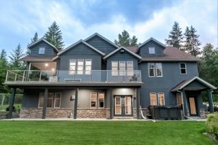 Detached House for Sale, 3720 Columbia Avenue, Castlegar, BC