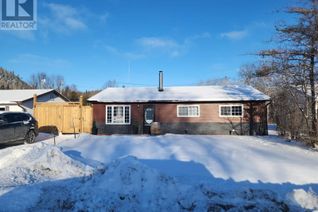 Bungalow for Sale, 35 Heron Dr, Manitouwadge, ON