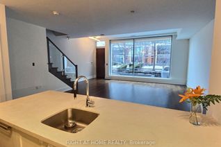 Townhouse for Rent, 39 Queens Quay E #Th122, Toronto, ON