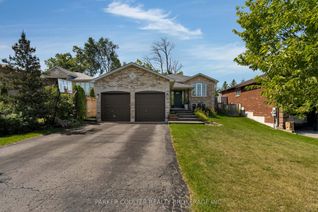 Detached House for Sale, 12 Pacific Ave E, Barrie, ON