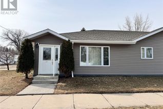 Semi-Detached House for Sale, 201 C Avenue E, Wynyard, SK