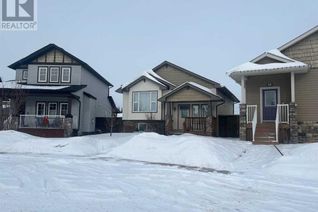 Detached House for Sale, 64 Ibbotson Close, Red Deer, AB