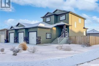 House for Sale, 300 Valley Pointe Way, Swift Current, SK