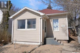 Bungalow for Sale, 414 Fairford Street W, Moose Jaw, SK